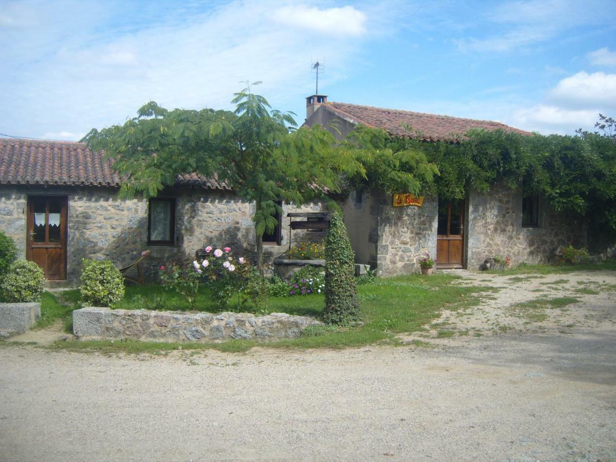 La Raymondiere Vernoux-en-Gatine Exterior photo