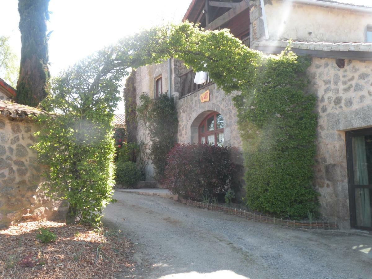 La Raymondiere Vernoux-en-Gatine Exterior photo