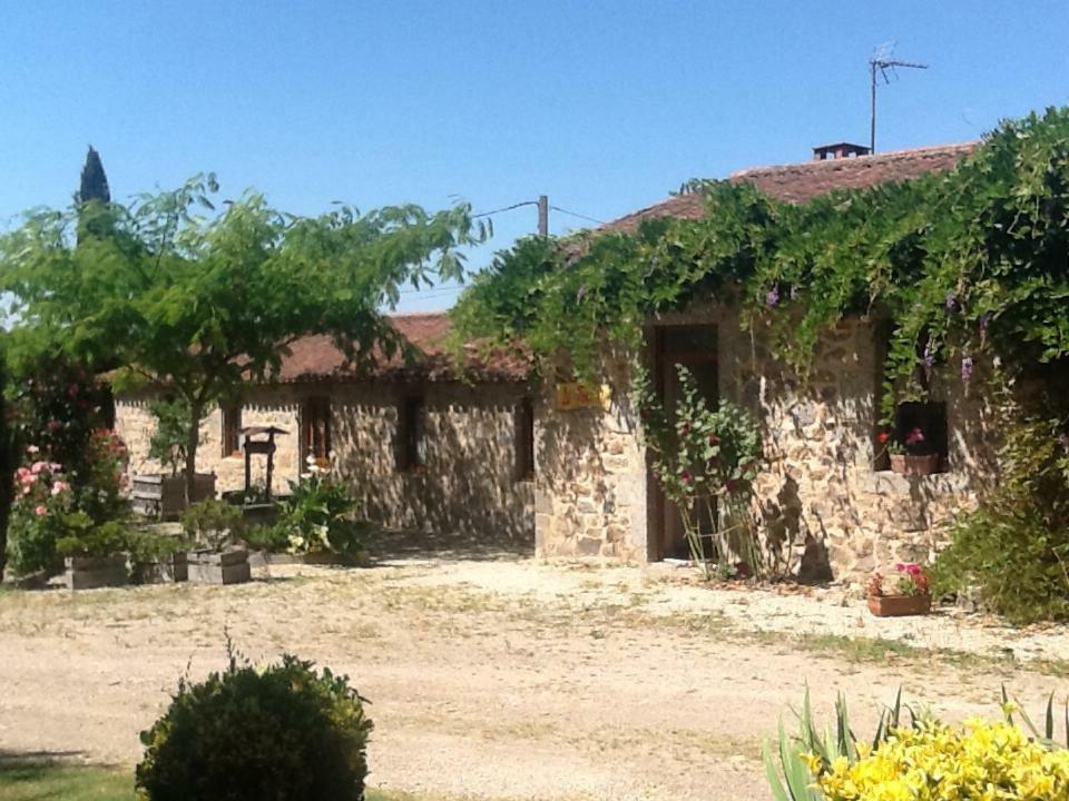 La Raymondiere Vernoux-en-Gatine Exterior photo